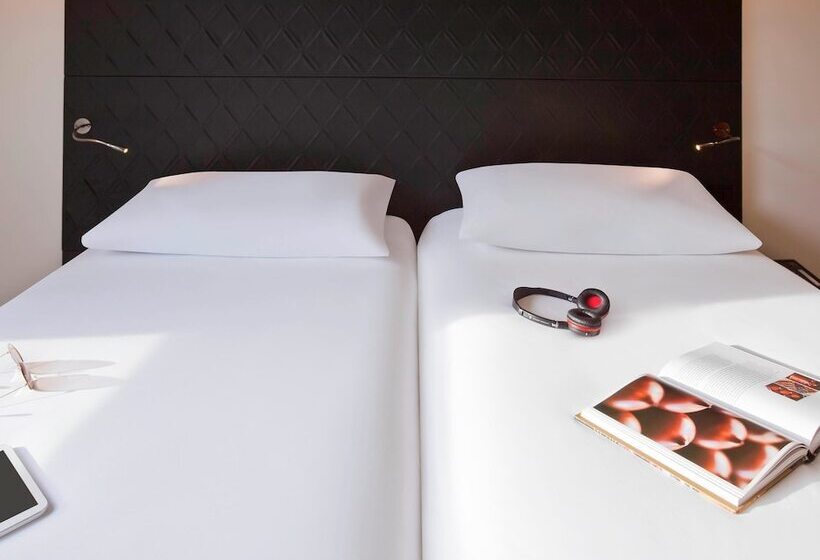 Fotos del hotel Ibis Styles Paris Buttes Chaumont:  6