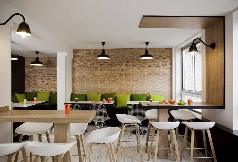 Fotos del hotel Ibis Styles Paris Buttes Chaumont:  13