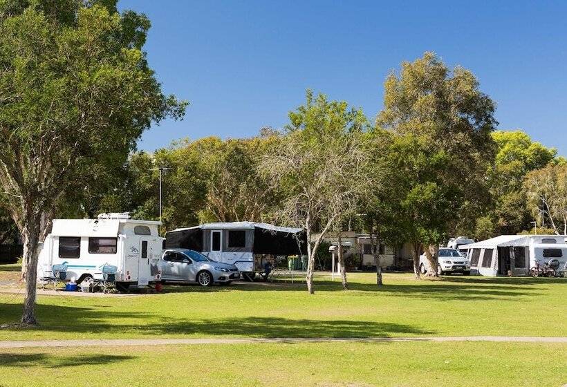 هتل Kirra Beach Tourist Park