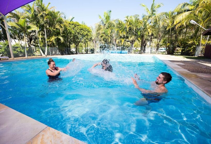 هتل Kirra Beach Tourist Park
