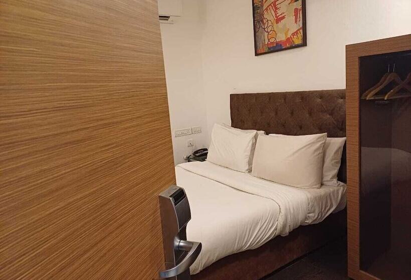 هتل Marina Inn Egmore Chennai