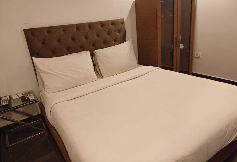 هتل Marina Inn Egmore Chennai