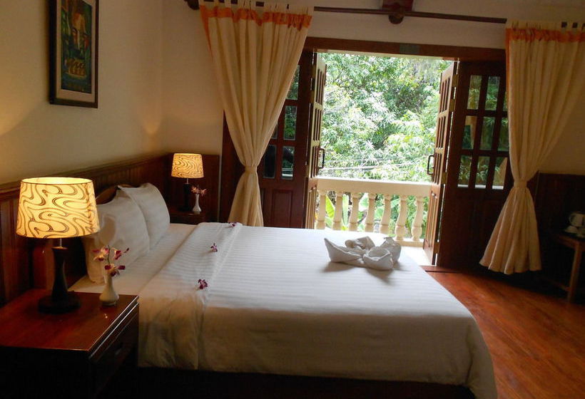 Отель Mayfair Boutique Angkor Villa