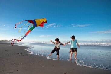 هتل Ocean Beach Tourist Park