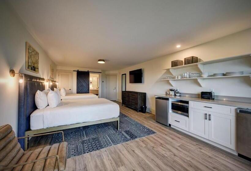 هتل Sea Palms Resort