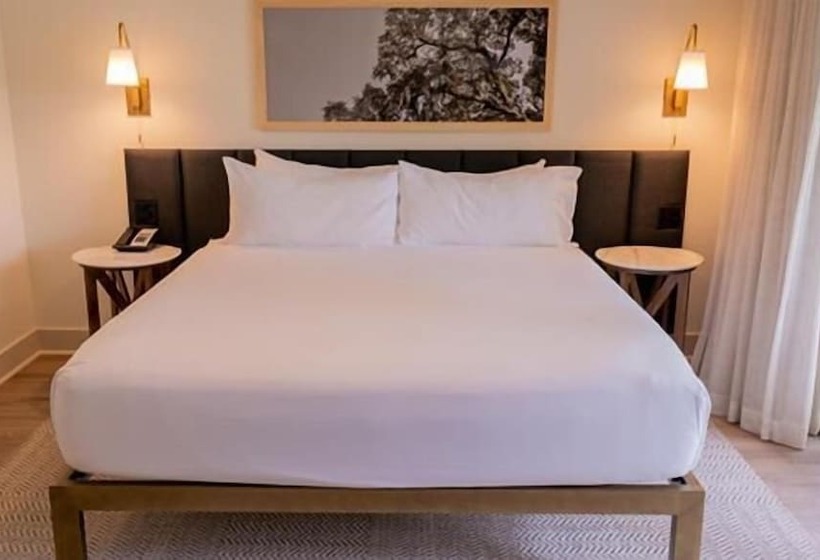 هتل Sea Palms Resort