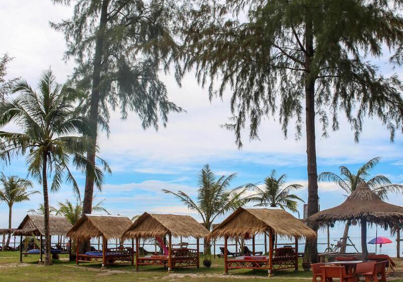 هتل Thailife Wellness & Meditation Resort  Sha Plus