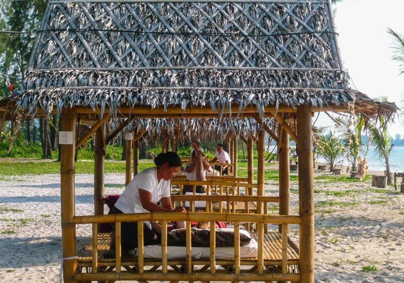 هتل Thailife Wellness & Meditation Resort  Sha Plus