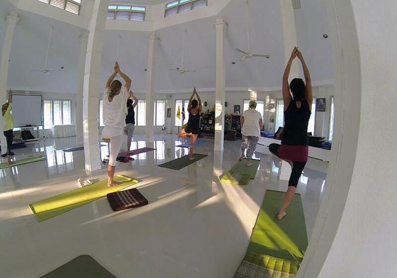 هتل Thailife Wellness & Meditation Resort  Sha Plus