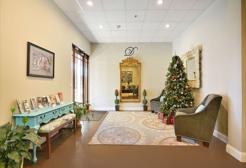 Отель The Dilworth Inn