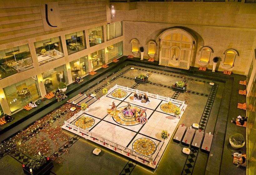 Fotos del hotel The Lalit Traveller Jaipur:  41