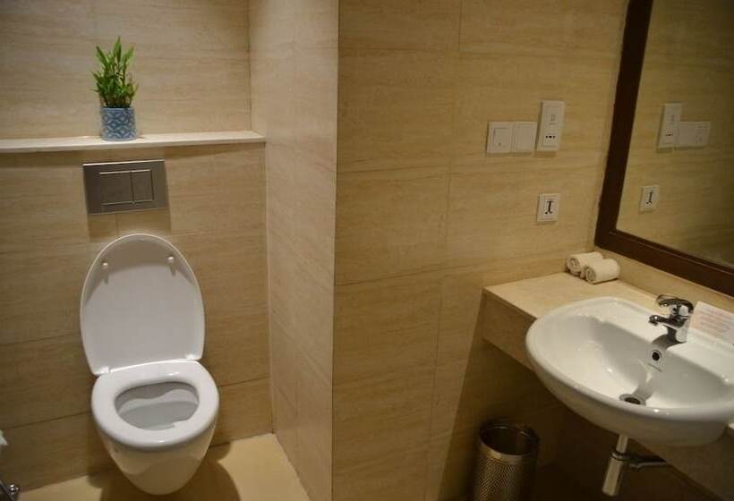 Fotos del hotel The Lalit Traveller Jaipur:  18