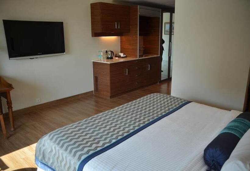 Fotos del hotel The Lalit Traveller Jaipur:  33