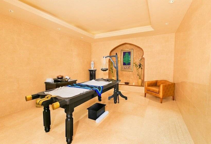 فندق The Lalit Traveller Jaipur