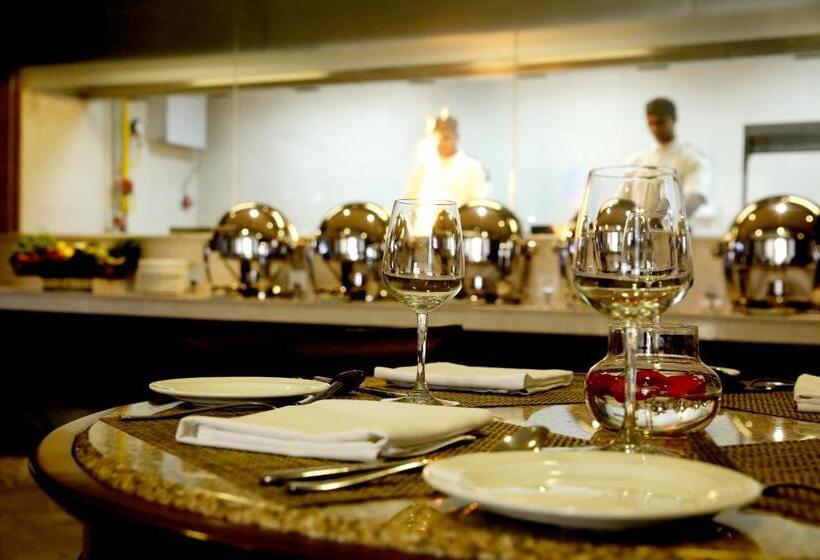 Fotos del hotel The Lalit Traveller Jaipur:  25