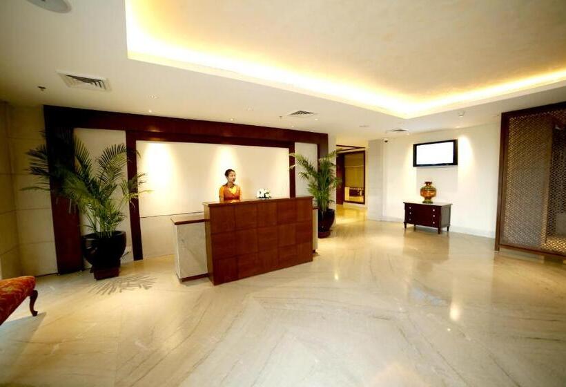 Fotos del hotel The Lalit Traveller Jaipur:  49