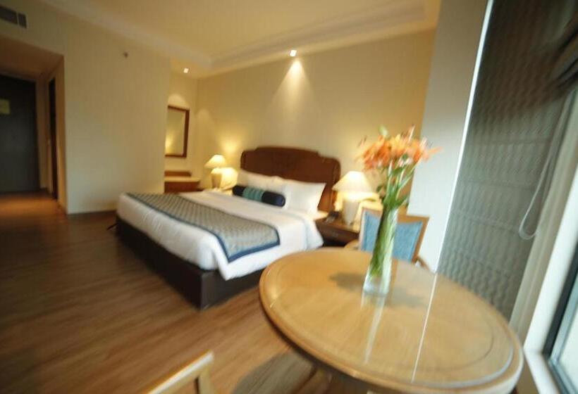 Fotos del hotel The Lalit Traveller Jaipur:  10