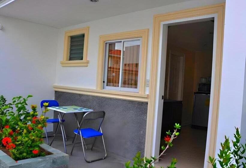 هتل Villa Del Pueblo