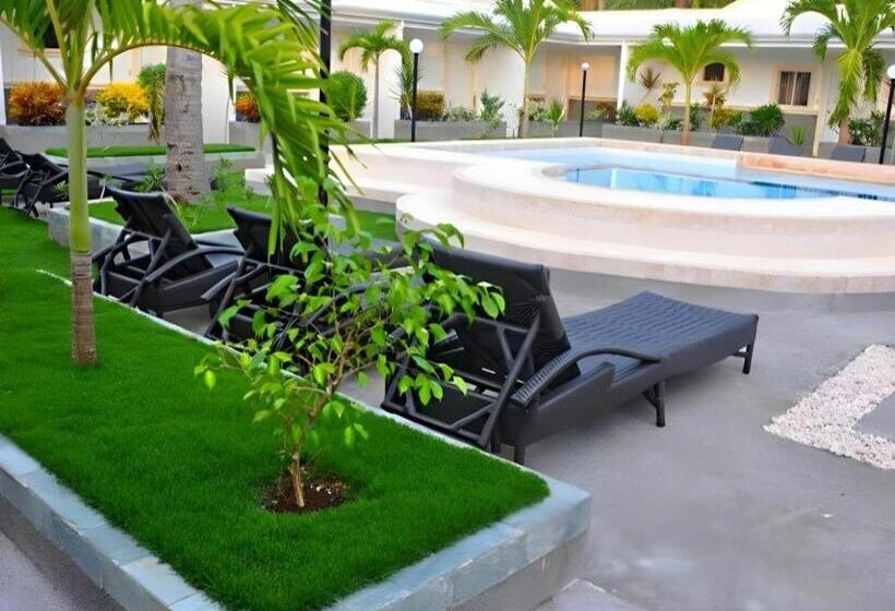 هتل Villa Del Pueblo
