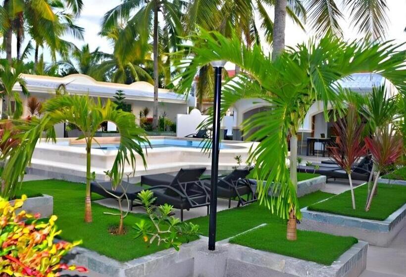 هتل Villa Del Pueblo