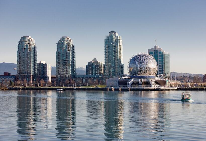 هتل Worldmark Vancouver The Canadian