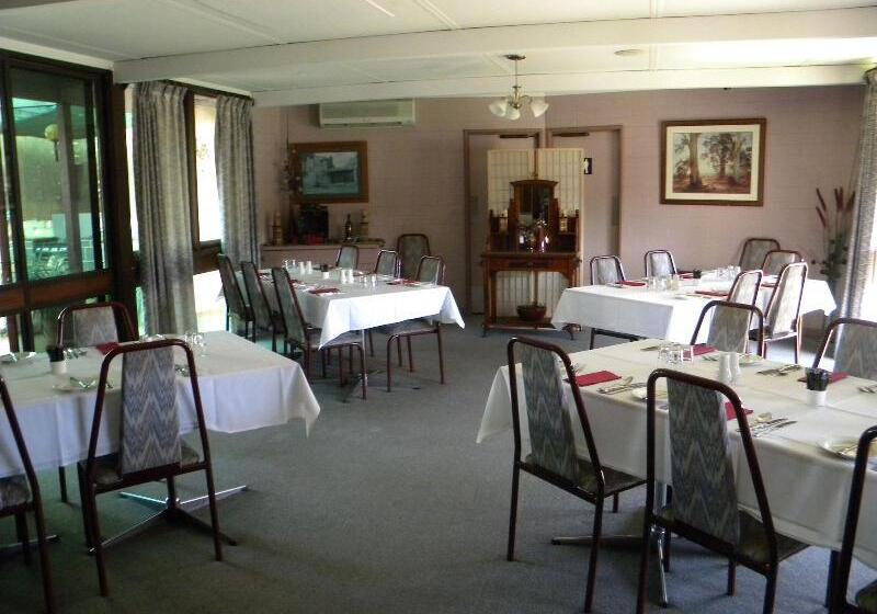 モーテル Cobram Colonial Motor Inn