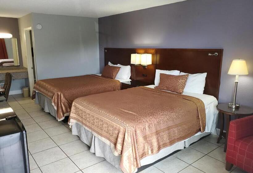 فندق على الطريق Econo Inn
