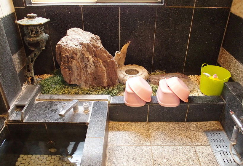 بنسيون Guesthouse Hiiragi