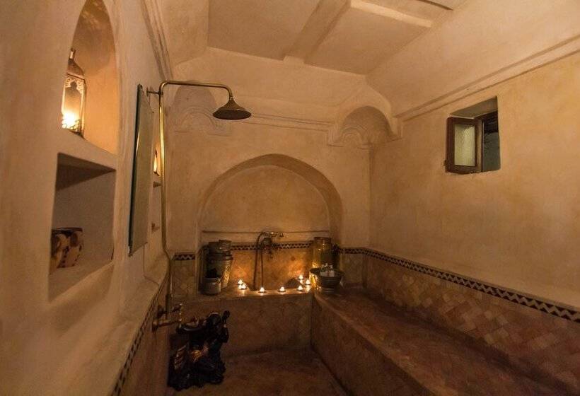 ペンション Riad Thamayna