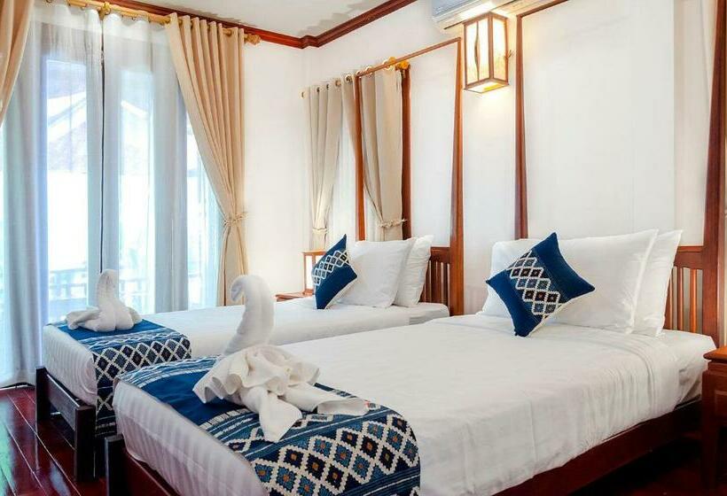 پانسیون Villa Khili Namkhan