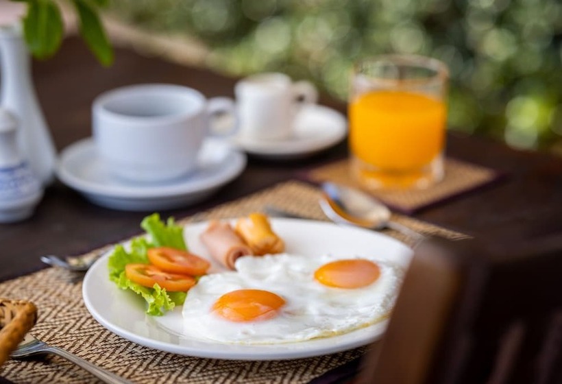 پانسیون Villa Khili Namkhan