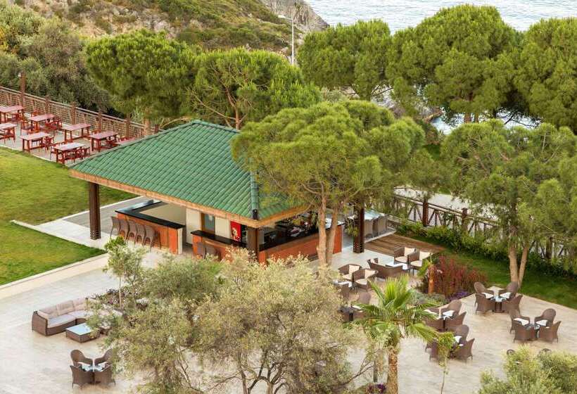 Ramada Hotel & Suites by Wyndham Kusadasi