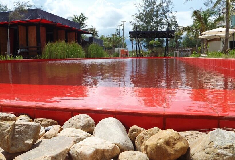 استراحتگاه Red Z The Ocean