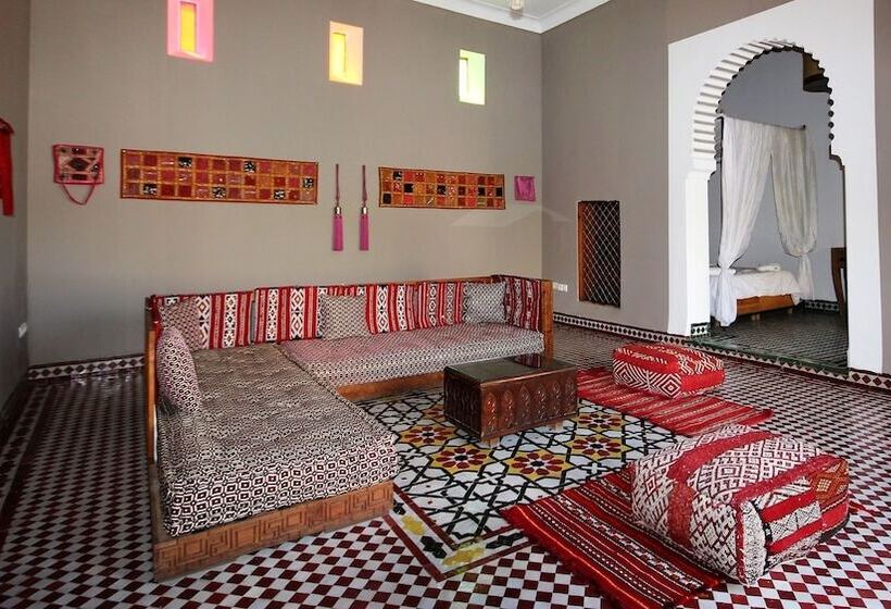 ریاض R´mila Medina Fez