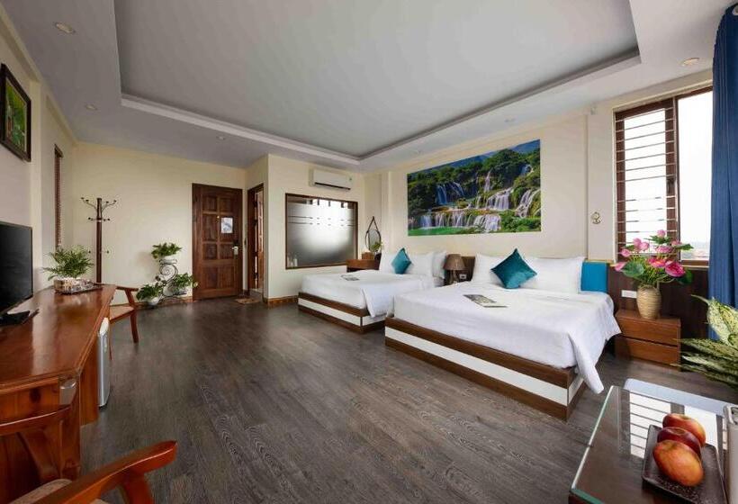Viet Village Hotel & Travel