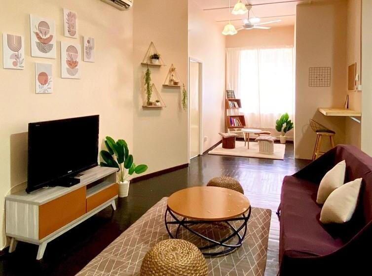 X Plorer Backpackers   Hostel