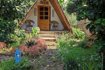 هتل Inzu Lodge