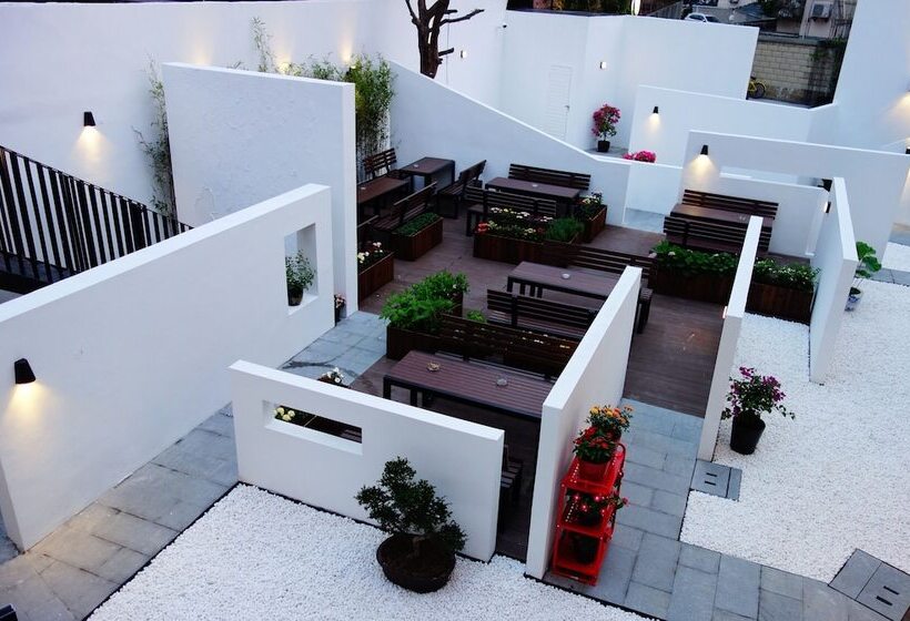 هتل Dayin International Youth Hostel   Shanghai Oriental Pearl Lujiazui Branch