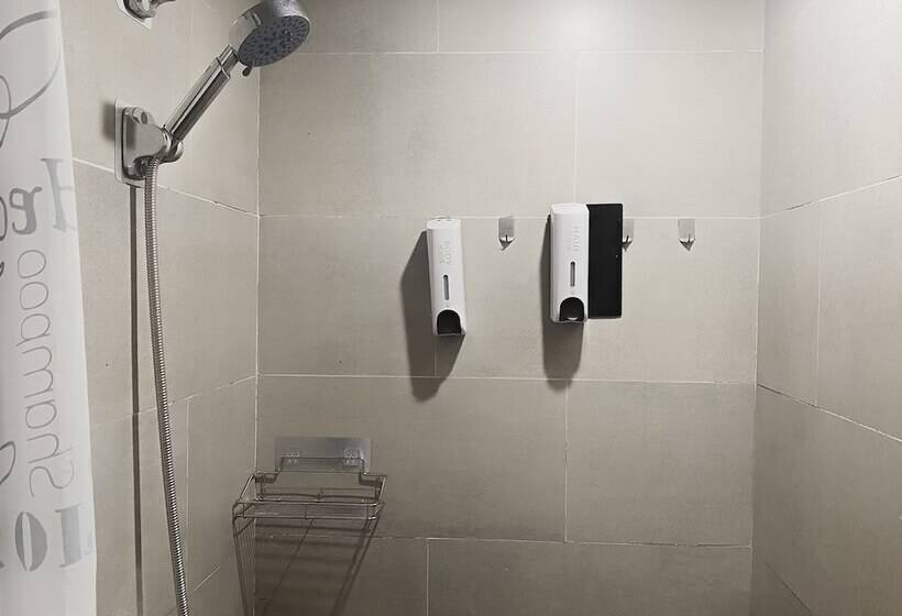 هتل Dayin International Youth Hostel   Shanghai Oriental Pearl Lujiazui Branch