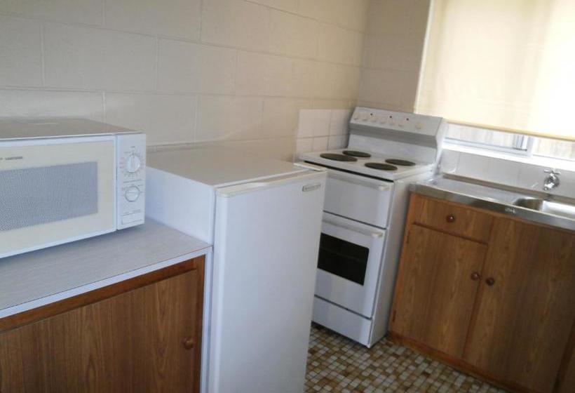 فندق Aberdeen Court Apartments