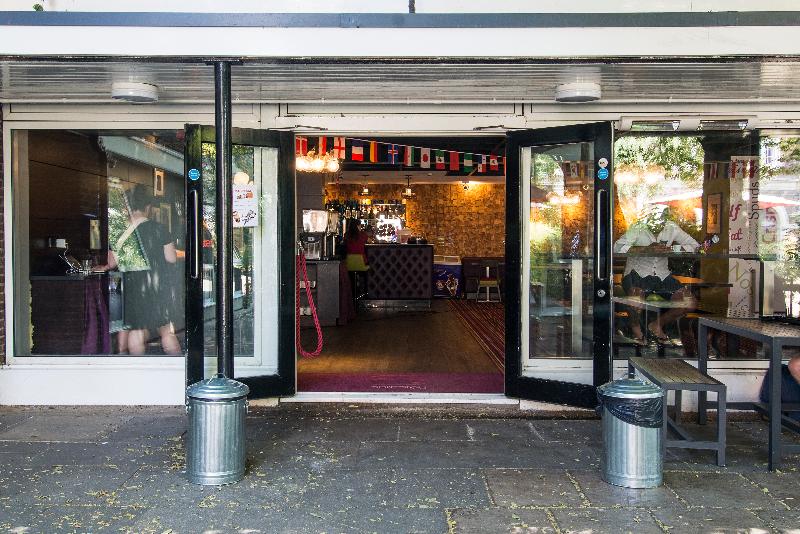 هاستل Safestay London Kensington Holland Park