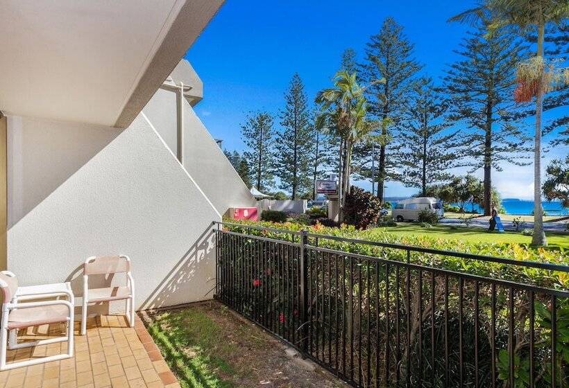 Columbia Beachfront Apartments On Rainbow Bay