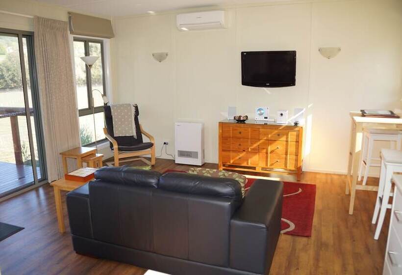 Gisborne Peak Winery Short Term Stays
