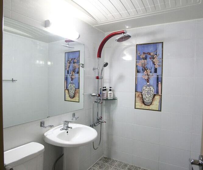Dubai Motel