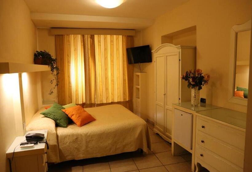 هتل Albergo Del Centro Storico