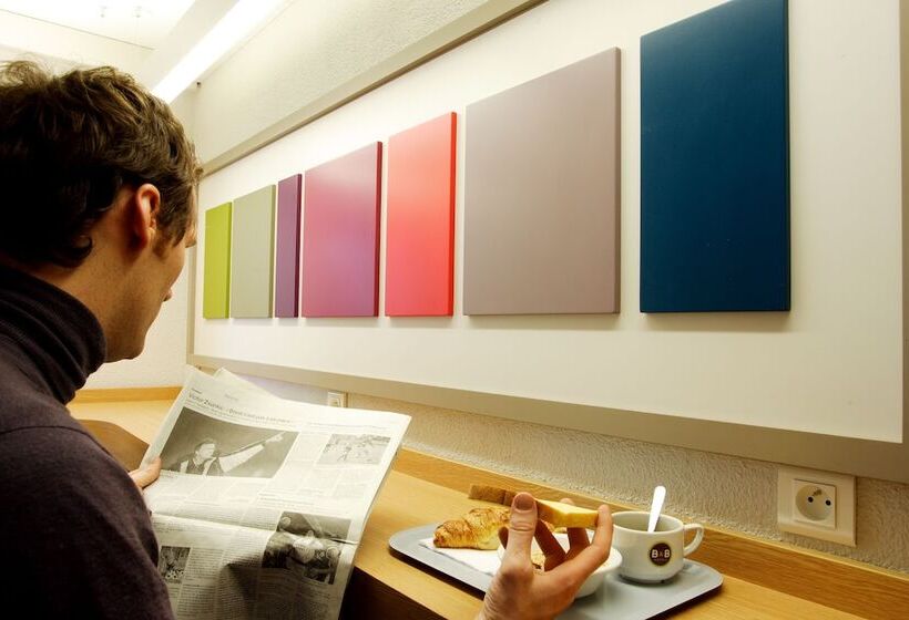 B&b Hotel Rouen Parc Des Expos Zénith