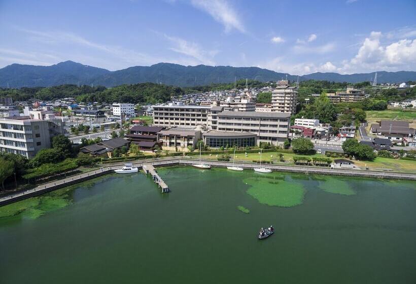 هتل Biwako Ryokusuitei