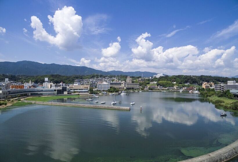 هتل Biwako Ryokusuitei