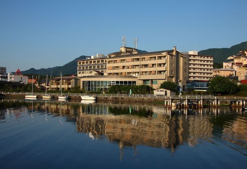 هتل Biwako Ryokusuitei