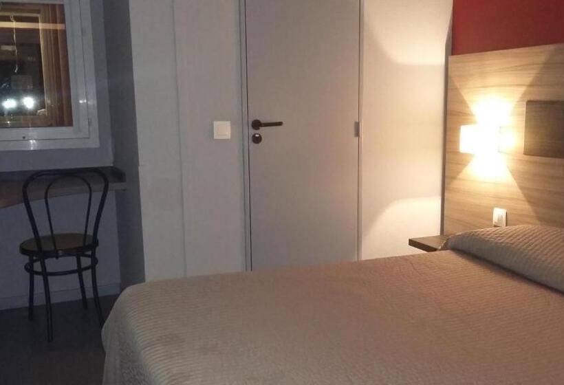 בית מלון כפרי Du Triangle